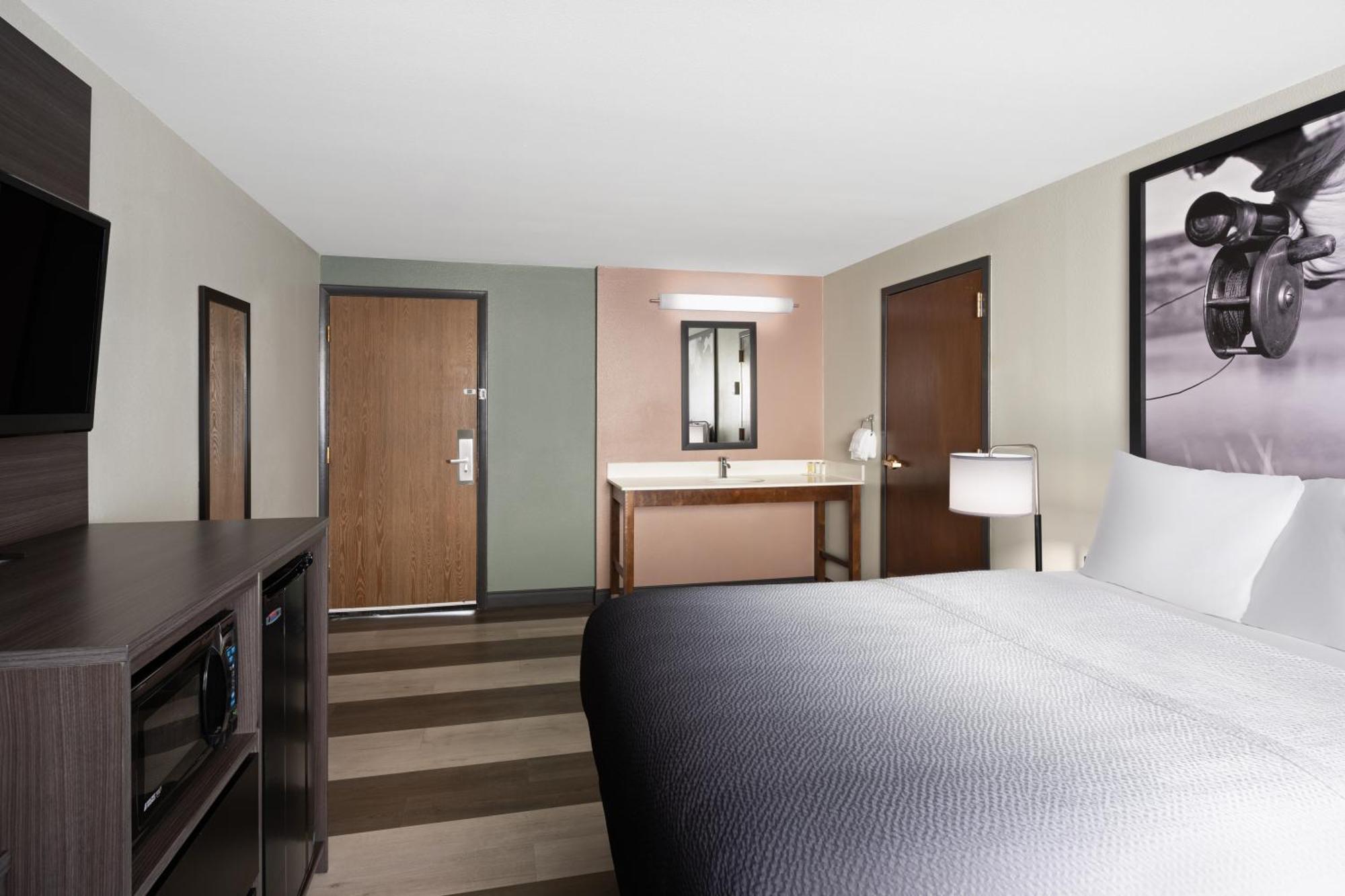 Super 8 By Wyndham